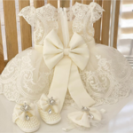 robe-bébé-enfant-bapteme-mariage-blanc-dentelle