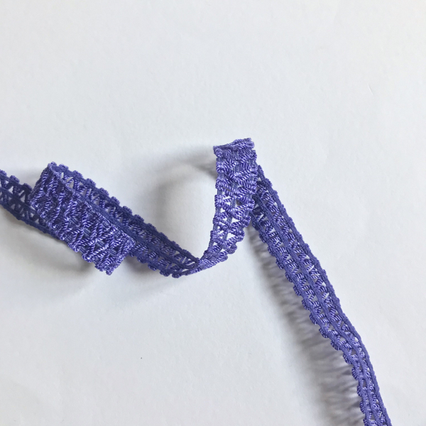 Elastique décoratif façon crochet coloris bleu orient