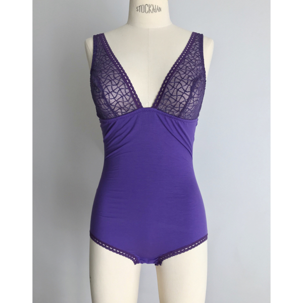 kit-body-dentelle-lingerie-chatain-violet.005