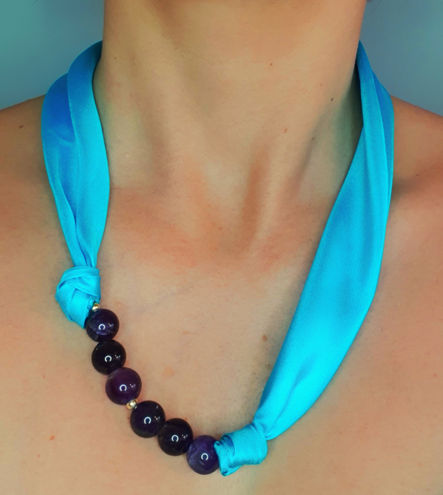 Collier soie-femme-perles naturelles-Améthystes-Angélique-Bijoux-3