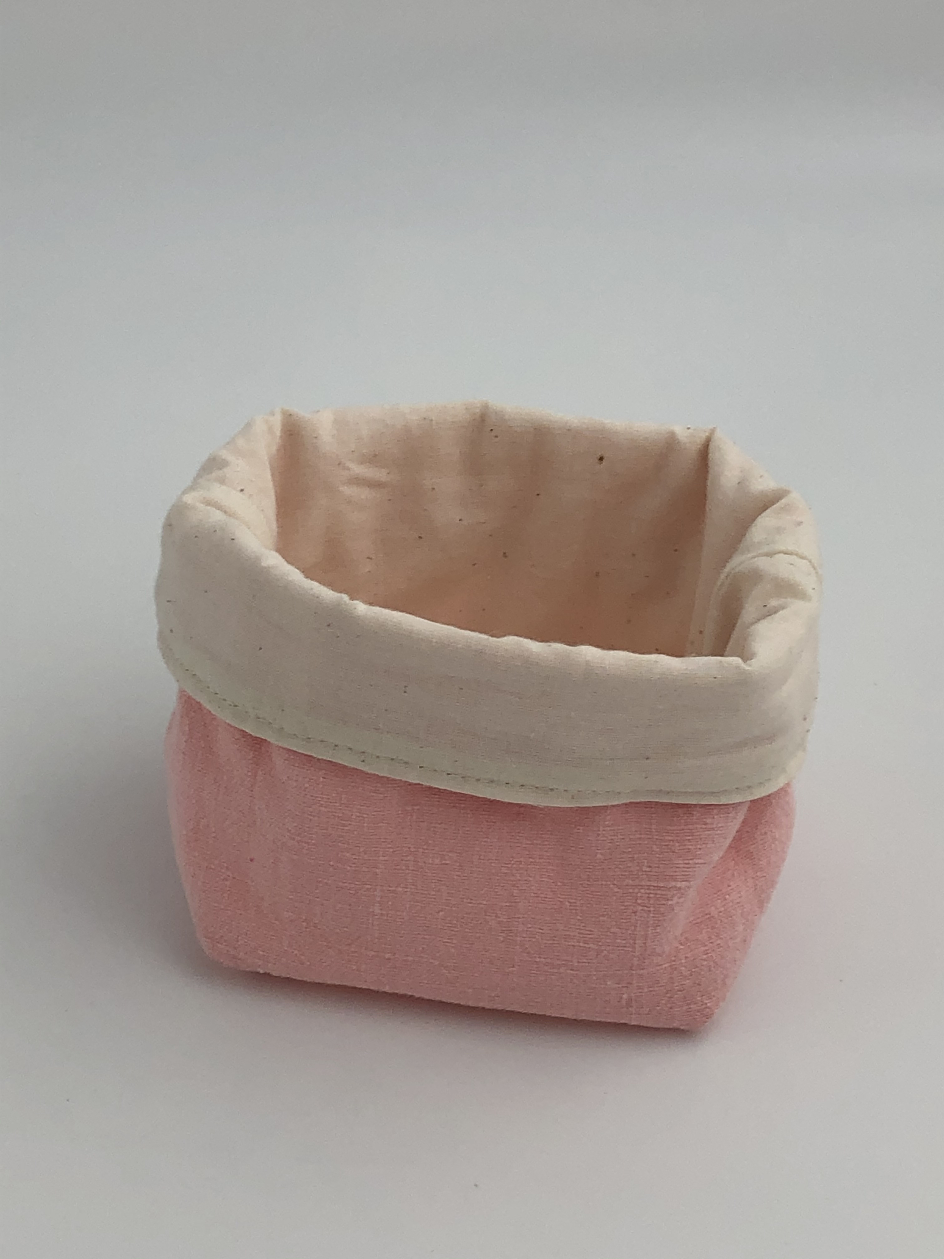 Panier pour lingettes démaquillantes lavables rose