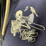 zoom broderie beautiful note categorie veste manteau