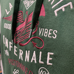 zoom  Sweat vert machinerie infernale categorie sweat pull broderie