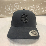 Casquette brodée monogramme the barnyshop ton sur ton1