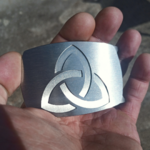 ceinture-celte-acier-trinite-reflets-metaldart
