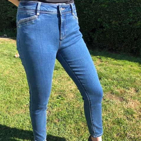 pantalon slim en jean taille haute