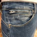 pantalon slim en jean taille haute