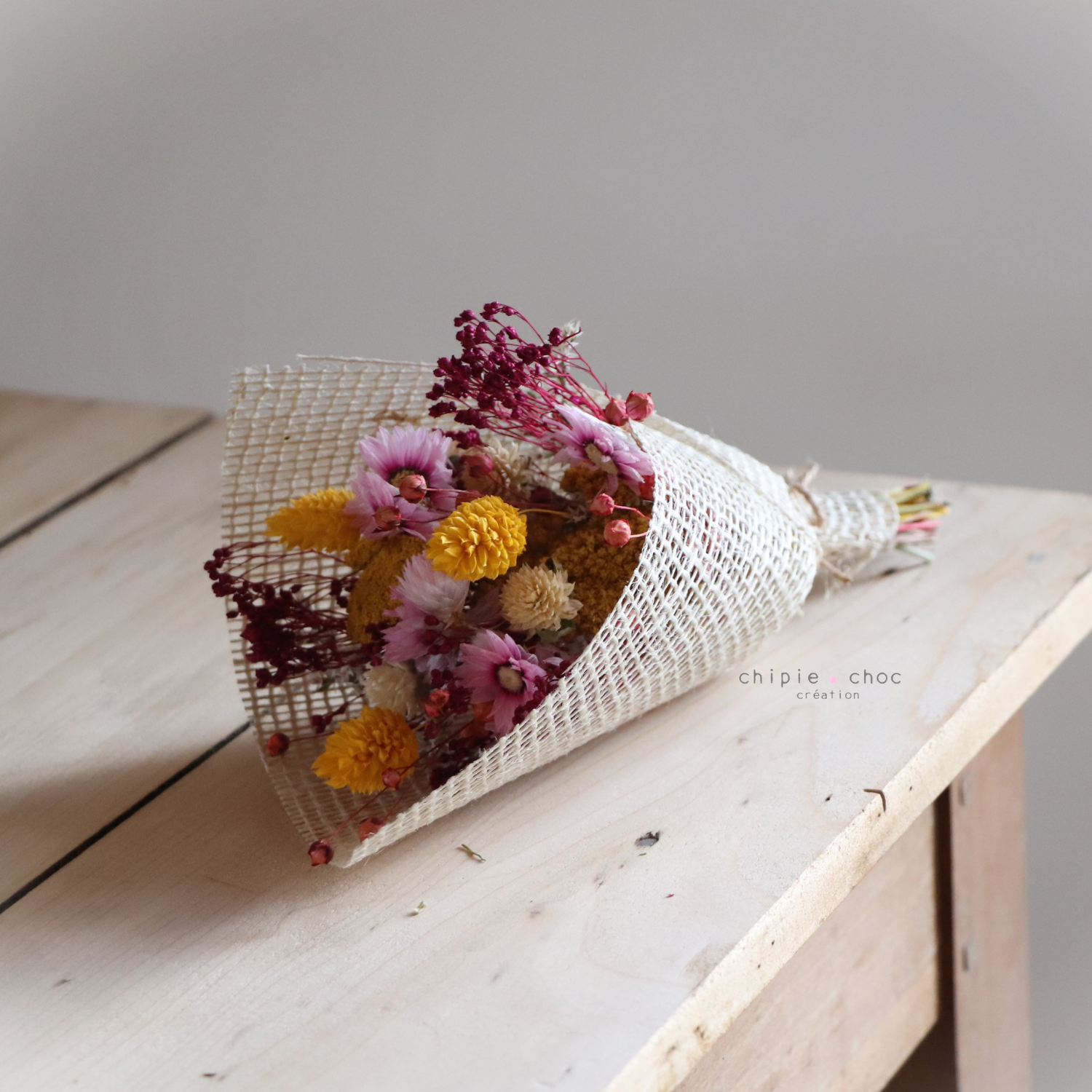 mini bouquet de fleurs séchées coloré