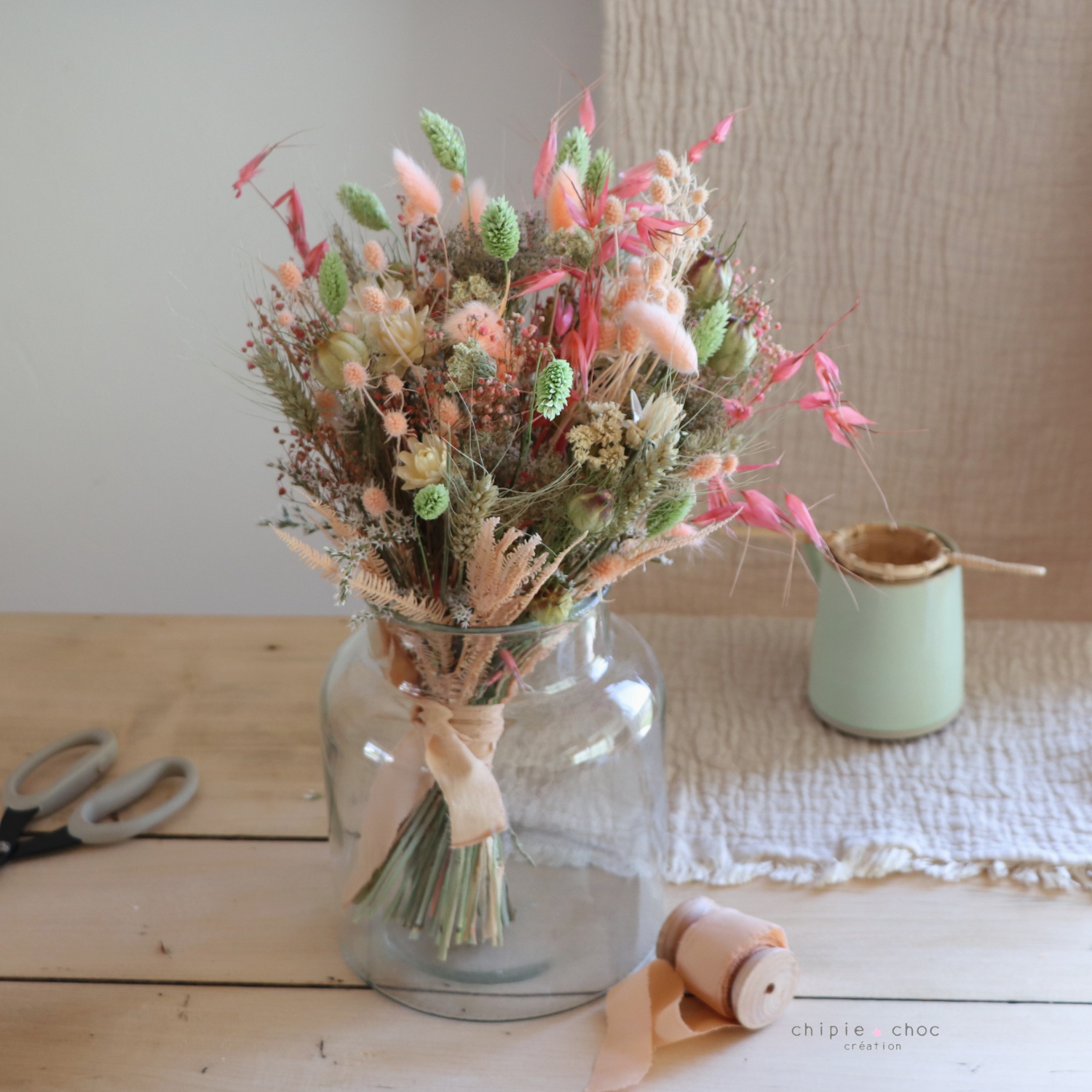 décoration de Pâques en fleurs séchées