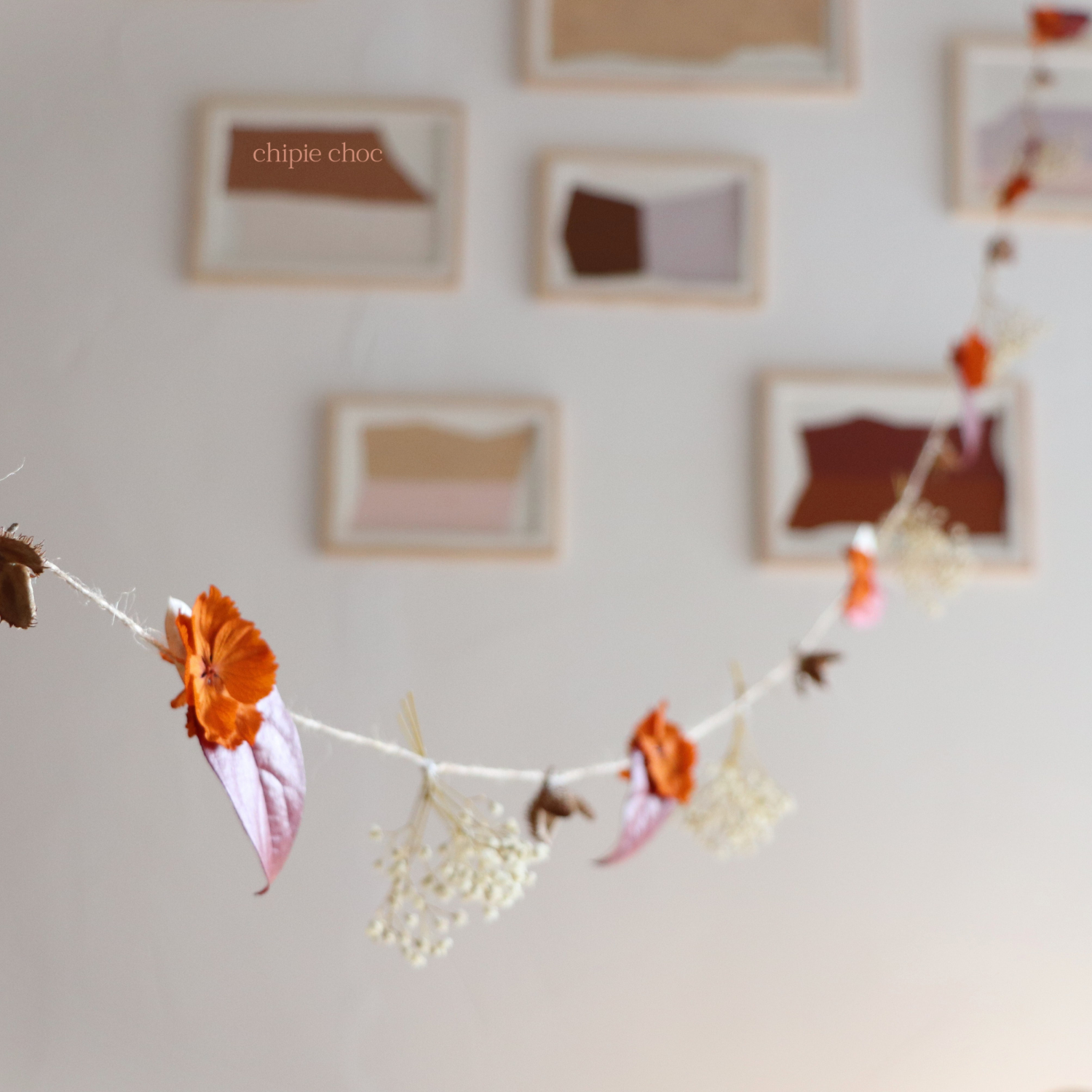 guirlande fine en fleurs
