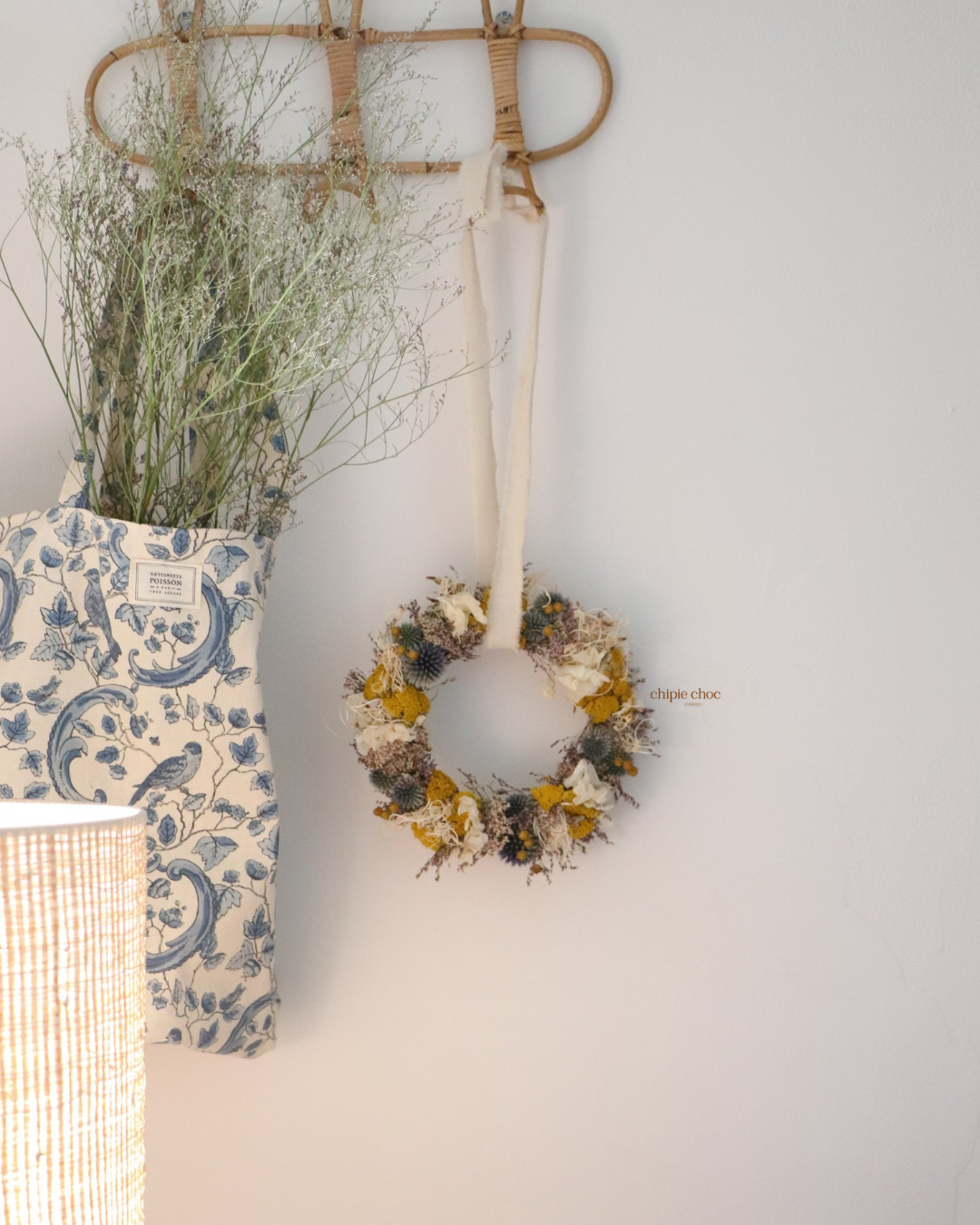 couronne fleurs séchées bleues