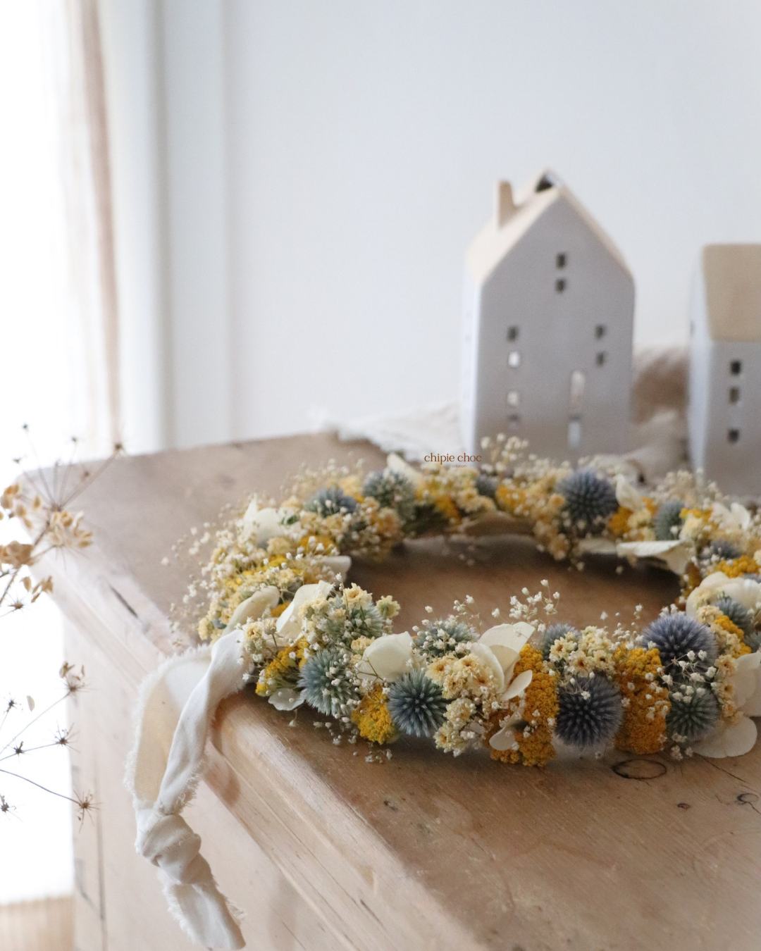 couronne bleu et jaune