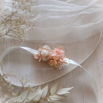 bracelet mariée fleurs séchées pêche