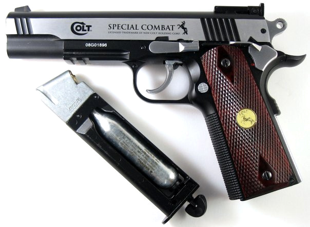 colt-sp-cial-combat-classic-chargeur