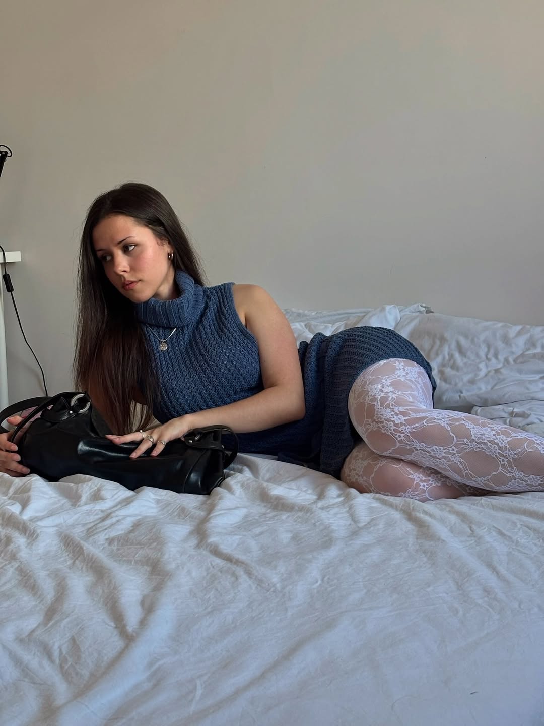 femme en collant blanc sexy et doux