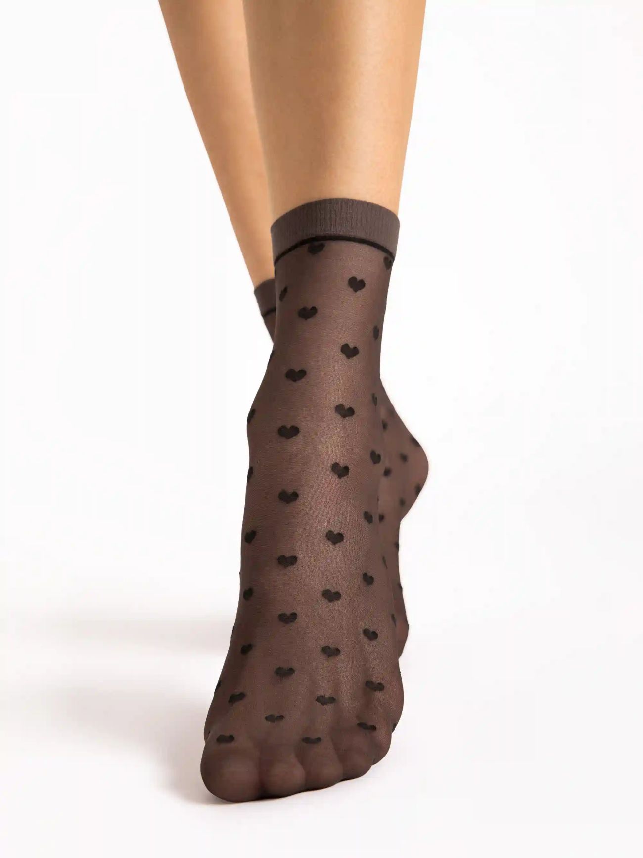 chaussettes avec des coeurs couleur moka