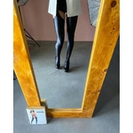 femme en collant lycra brillant noir misso