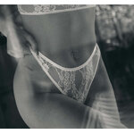 culotte en dentelle blanche taille haute