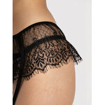 dentelle large sur porte jarretelles