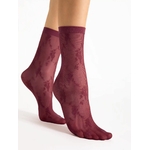 chaussettes rouges à fleurs