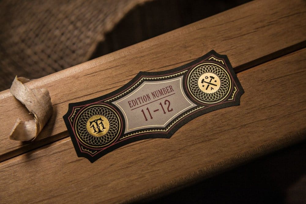 x_t11-artisan-luxury-edition-box-set_a