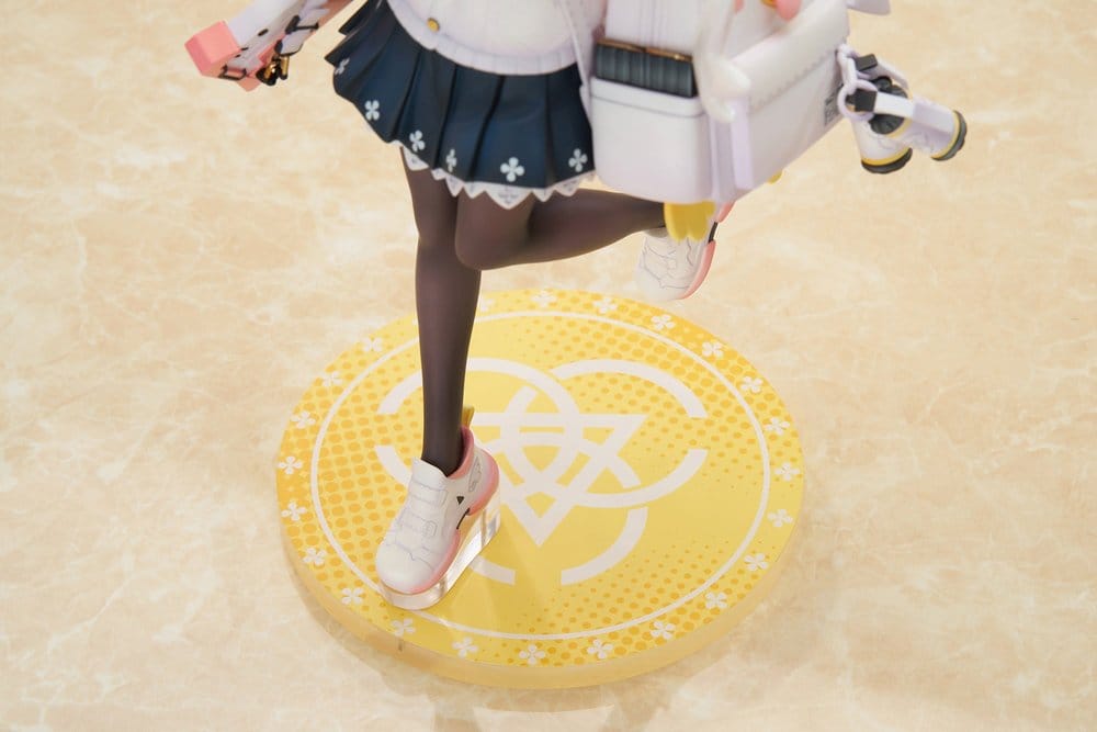 x_apex42330_e