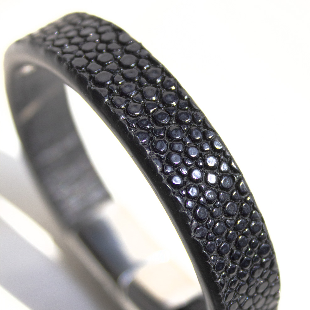 KuTi Kai Fitness Wrist Leather Handcuffs Bracelet Soft Plush Exercise Bands Leash Detachable 