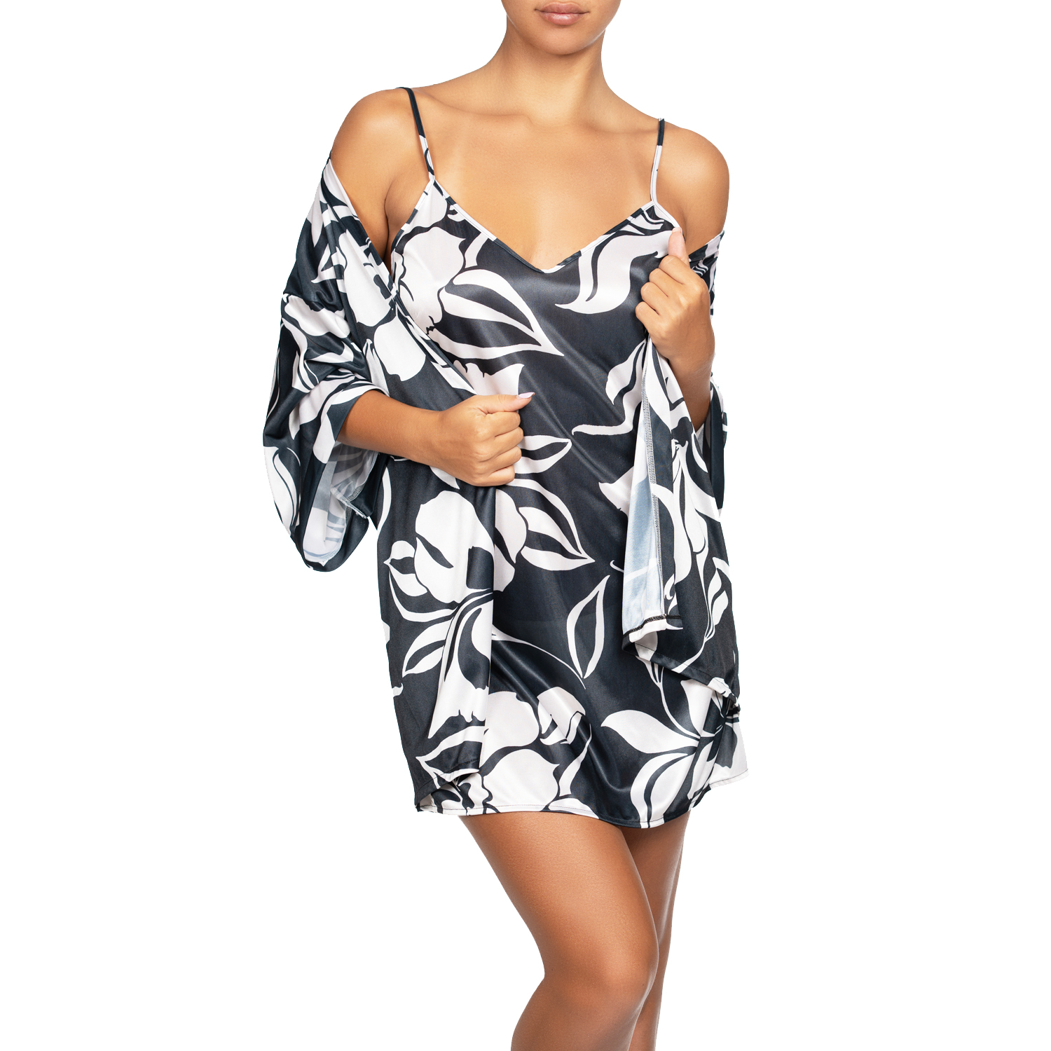 nuisette satin noir et ivoire et son kimono