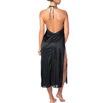 dos de longue nuisette en satin noir