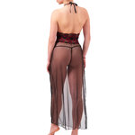 photo dune nuisette longue en dentelle et tulle transparent