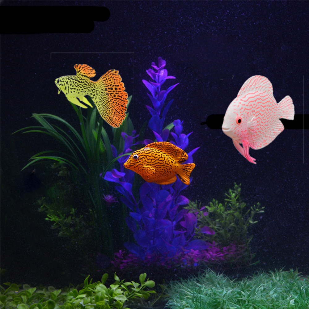 Poisson-decoratif-aquarium-Faux-poisson-aquarium-Idee-deco-originale-aquarium