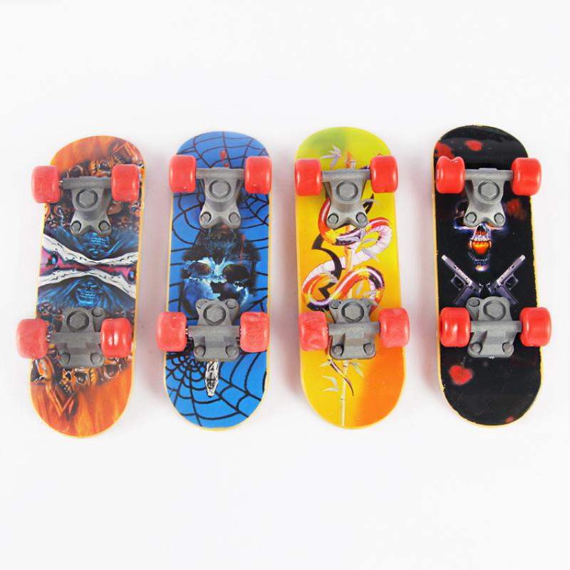 Skateboard-pour-oiseaux-Planche-a-roulettes-pour-oiseau-Planche-skate-pour-oiseaux