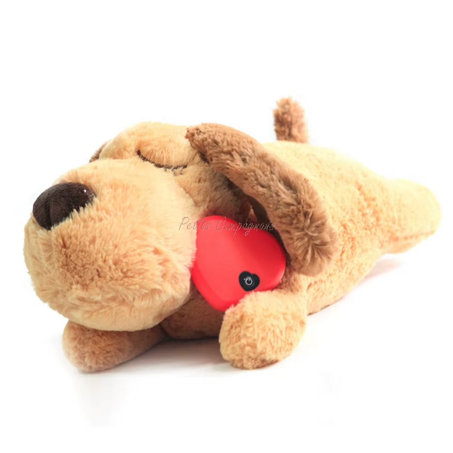 Grand chien en peluche avec cœur qui bat
