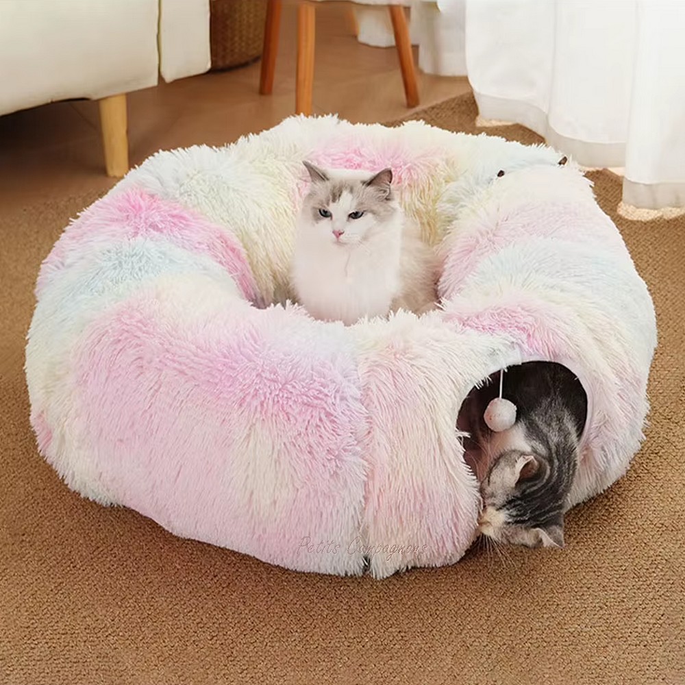 lit-tunnel-en-peluche-pour-chat