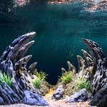 Rocher-aquascaping-Grande-roche-decorative-en-resine-Pierre-en -resine-forme-originale-pour-aquarium