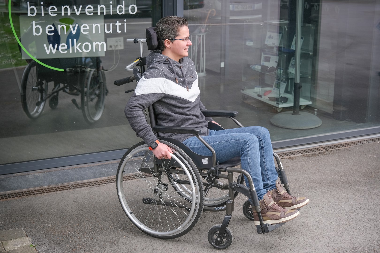 appui_tete_pour_fauteuil_roulant_14 (Copier)