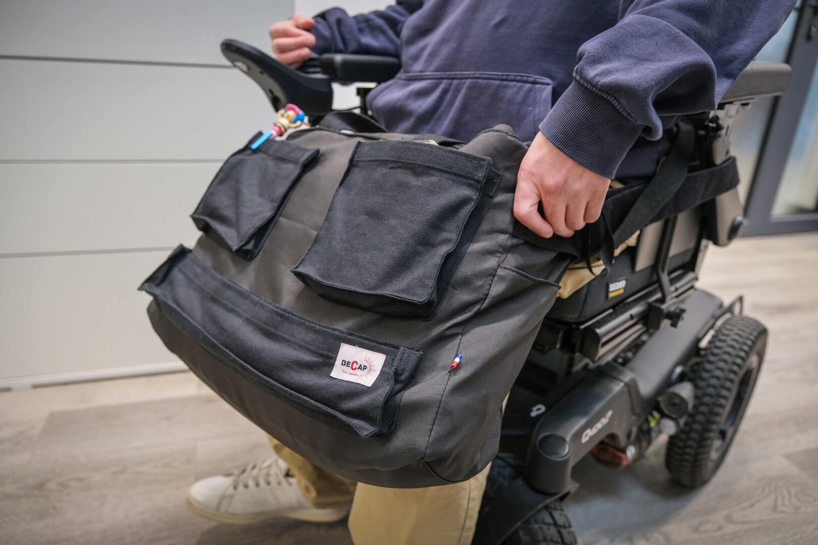 sac_becap_multipoches_fauteuil_roulant_09