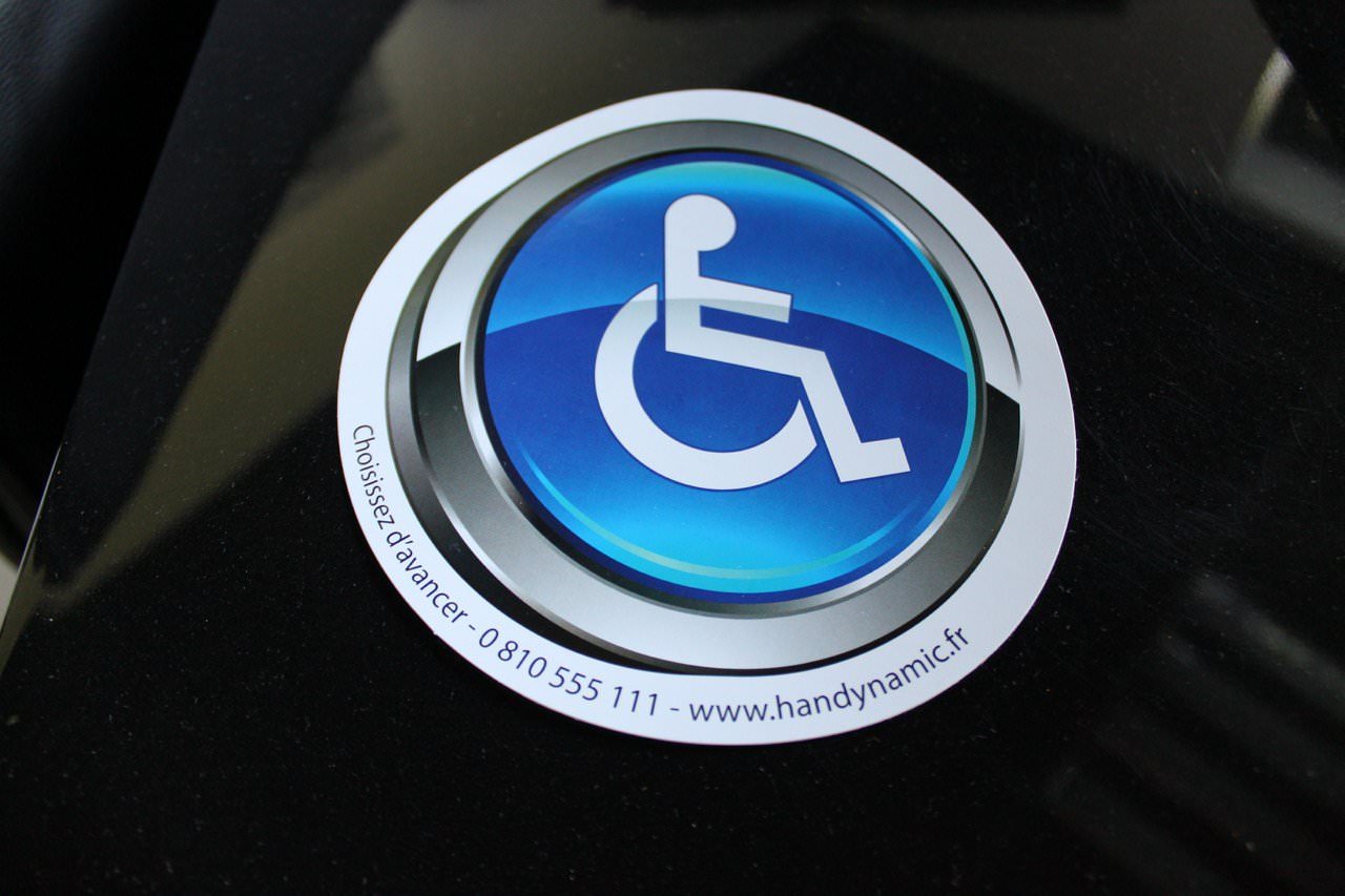 Autocollant de voiture – Logo handicapés 110 mm x 110 mm Bleu Utilisation  extérieure