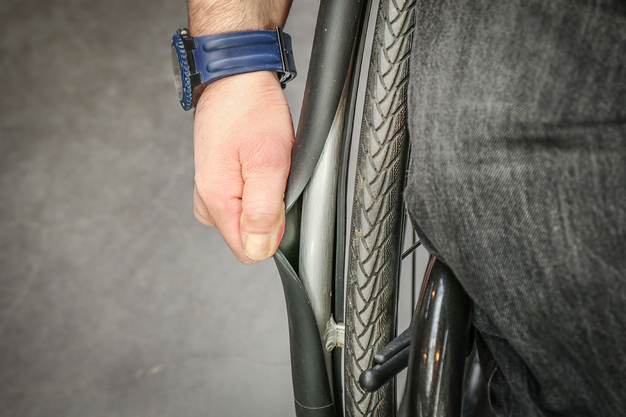 Protections pour mains courantes de fauteuil roulant