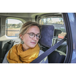 oreiller_grand_confort_pour_la_voiture_03