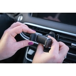 support_smartphone_a_machoire_sur_aerateur_15