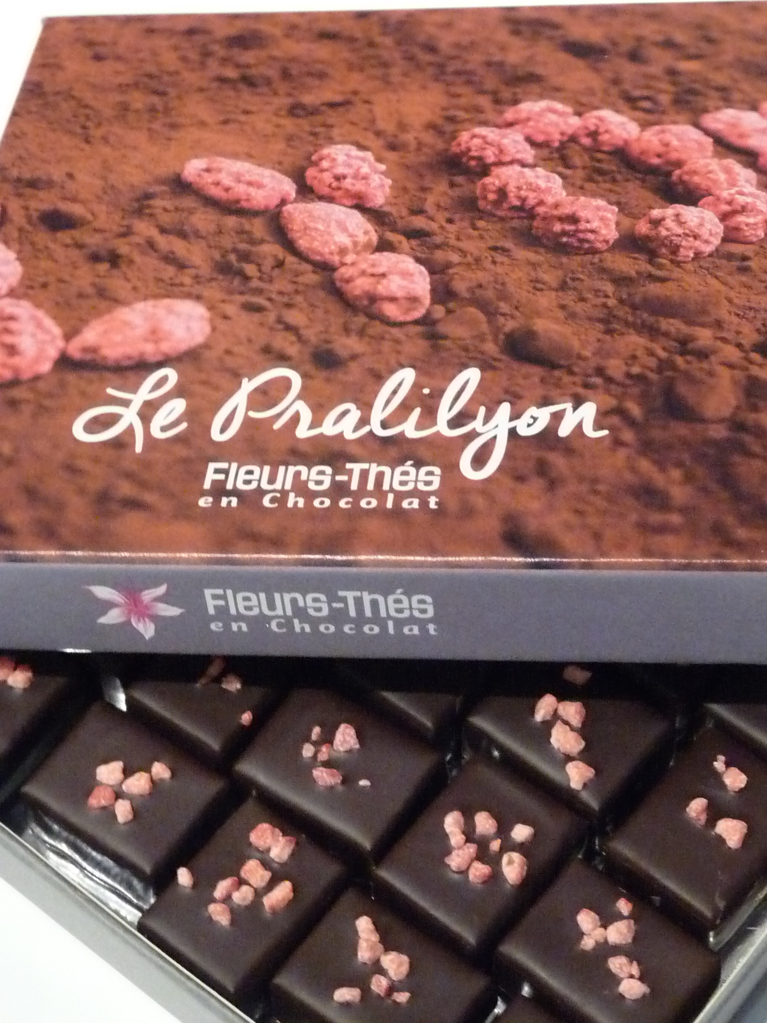 Ecrin Le Pralilyon®, bonbon de chocolat, spécialité lyonnaise