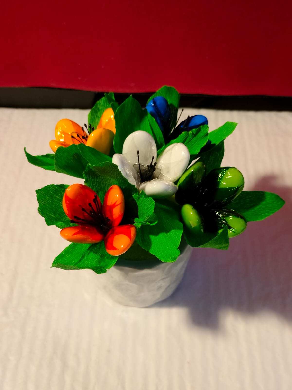 Vase moucheté bouquet tulipes dragées chocolat 1