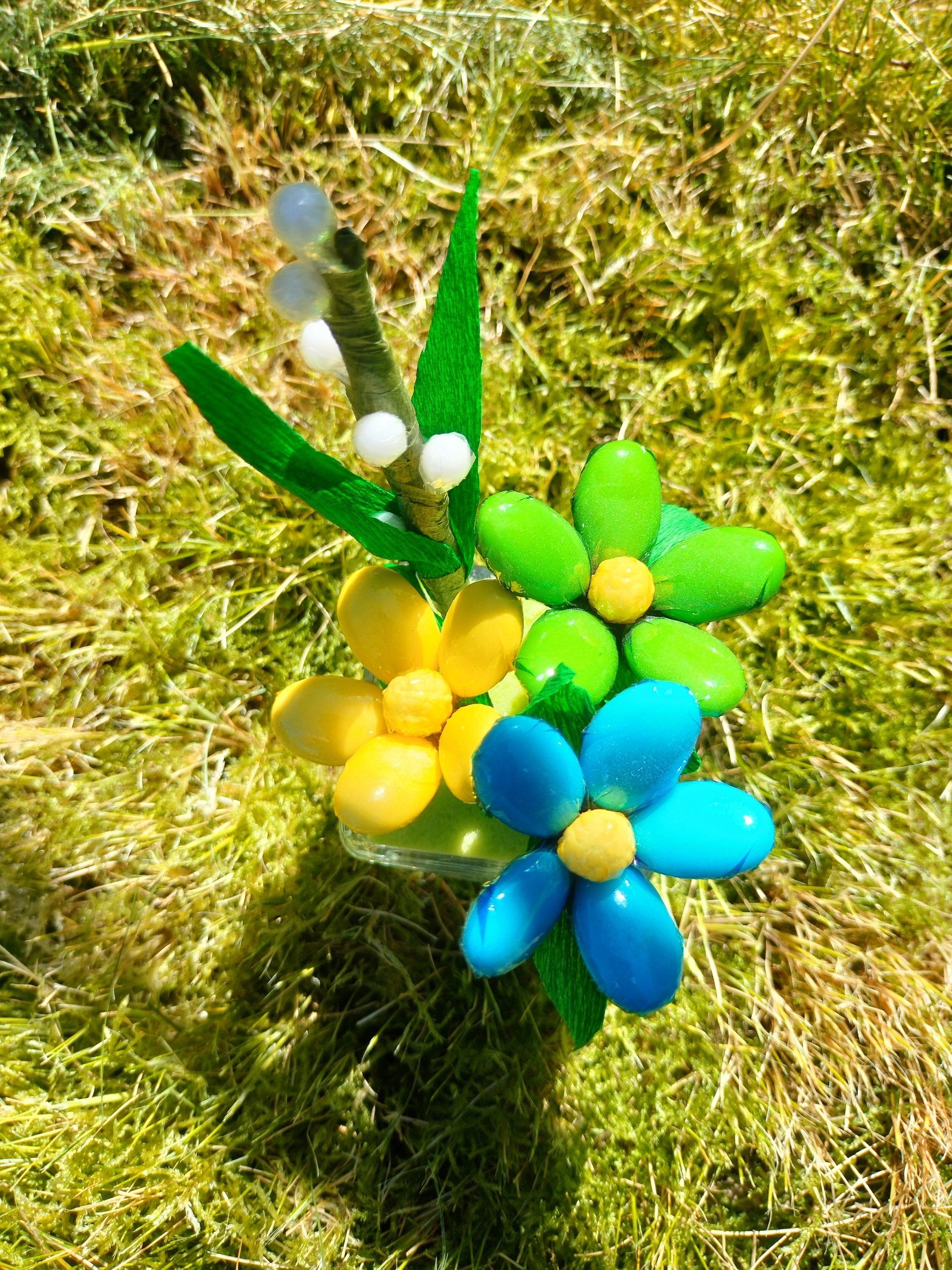 Cube fleurs de dragées et muguet en bonbons de sucre nature verte