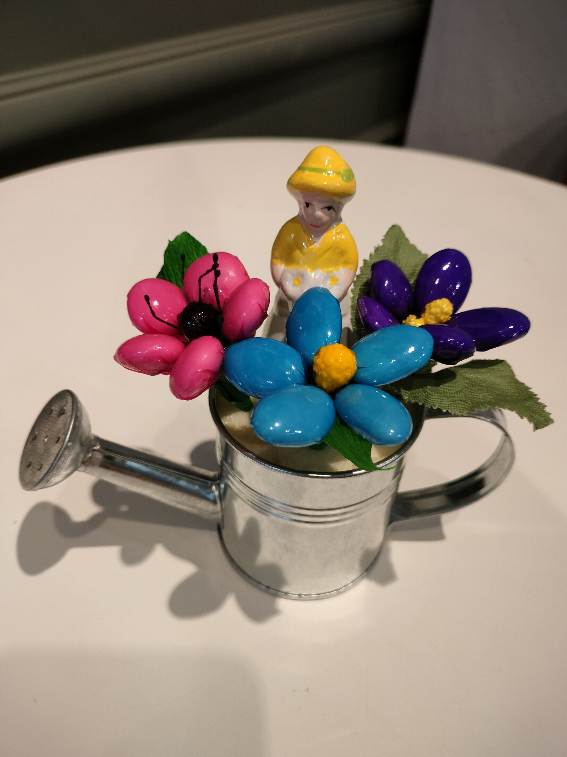Arrosoir grand-mère dragées chocolat