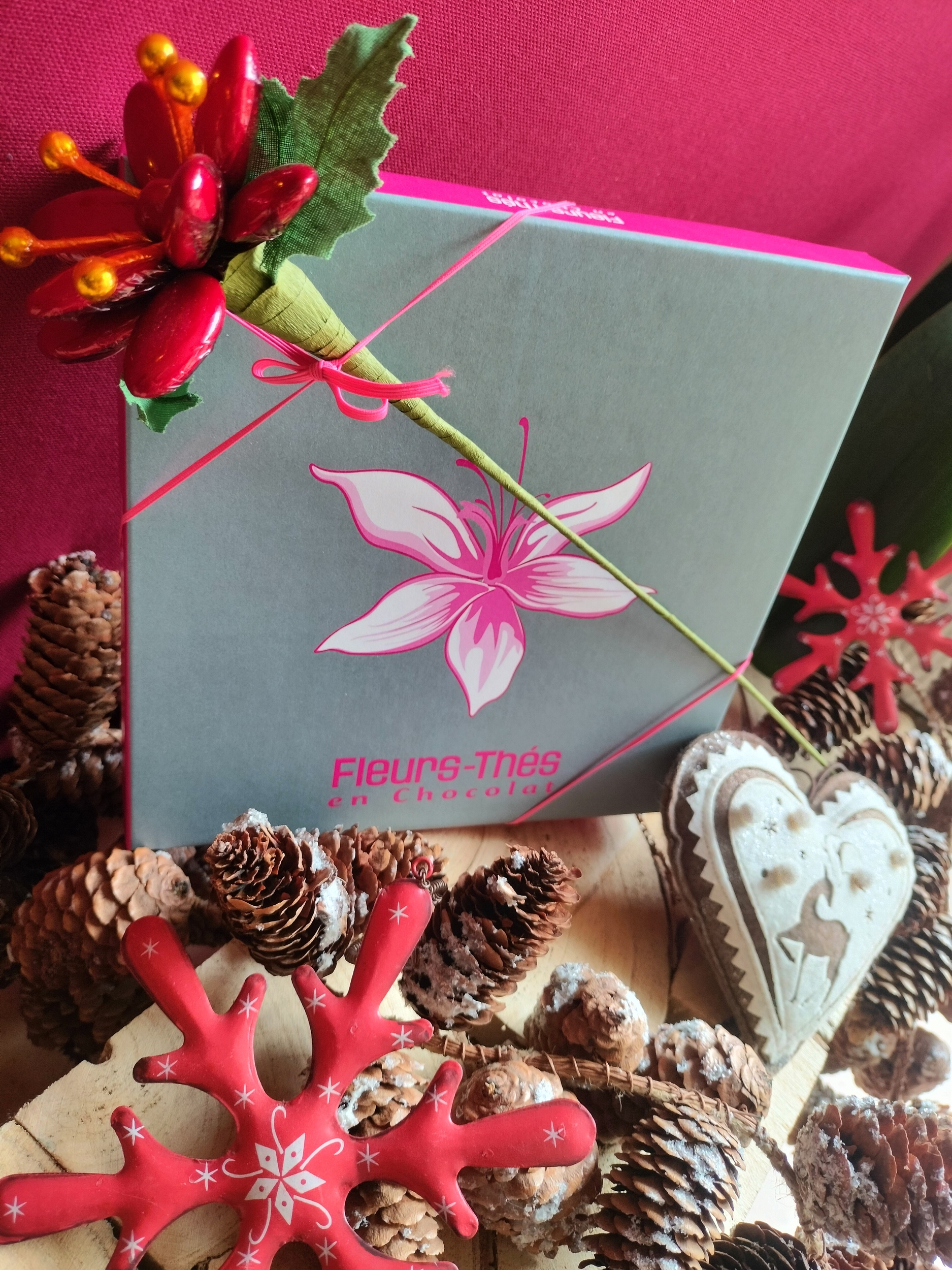 Ecrin chocolats et étoile de Noël fermé