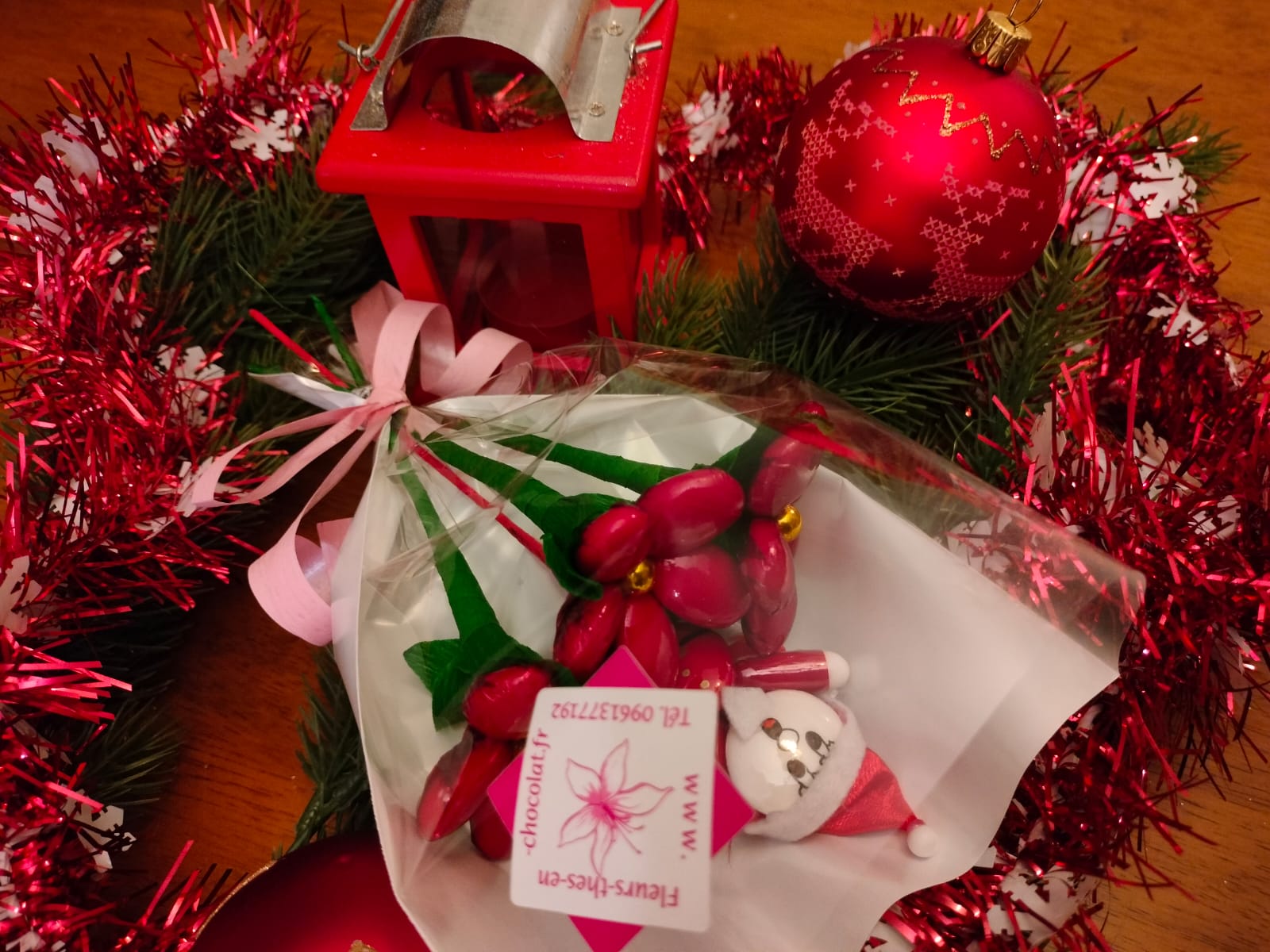 Bouquet Père Noël marguerites dragées chocolat 4