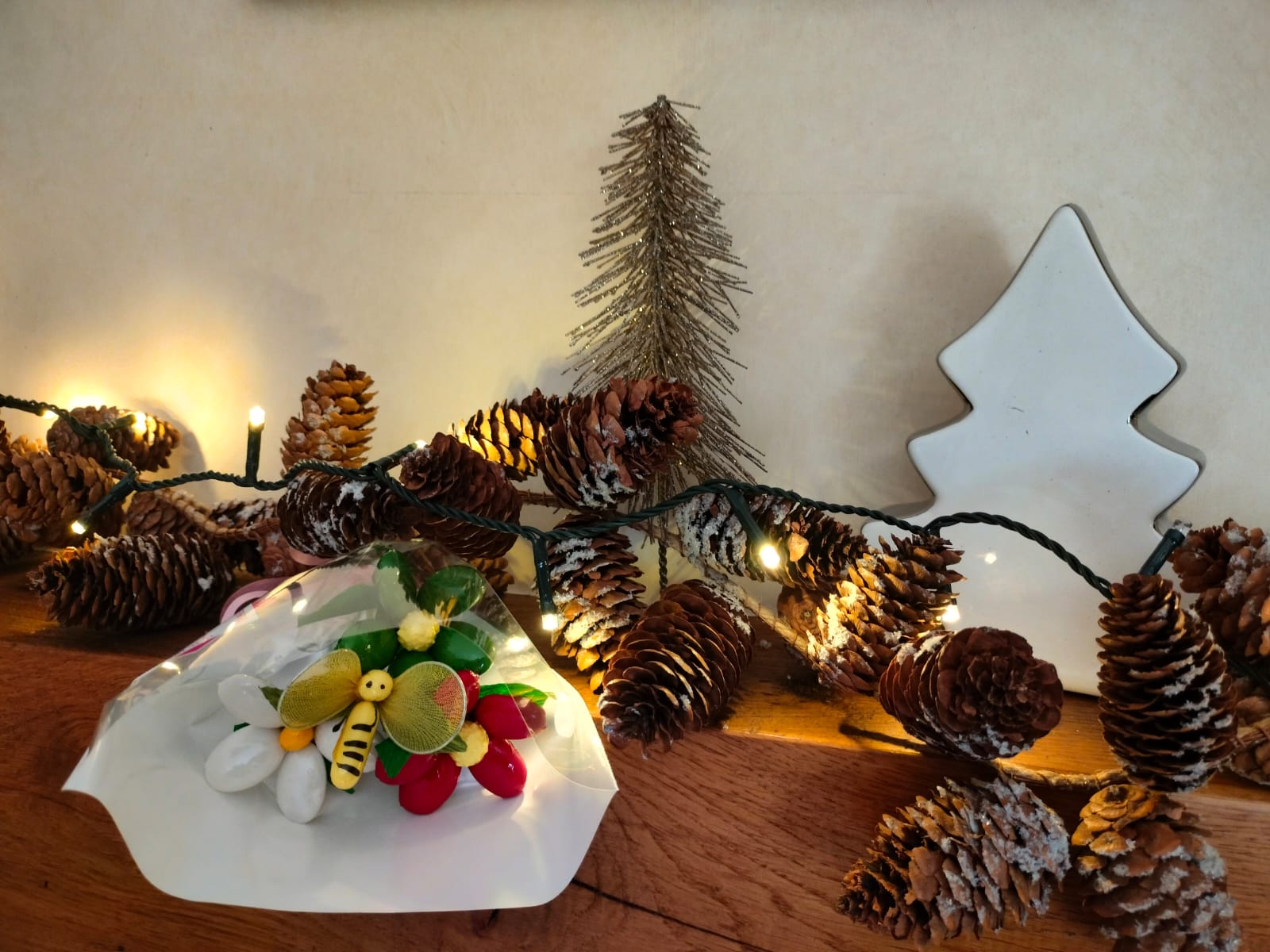 Bouquet Noël abeille marguerite chocolat3