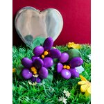 Bouquet Saint Valentin violettes dragées chocolat prairie coeur argent