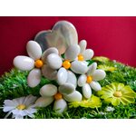 Bouquet Saint Valentin marguerites blanches dragées chocolat prairie
